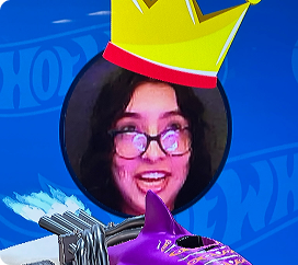 Vanessa's winning picture wearing a crown!